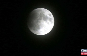 Kıbrıs'ta "Parçalı Ay tutulması"