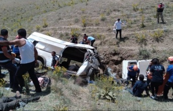 Van'da feci kaza: Çok sayıda ölü ve yaralılar var