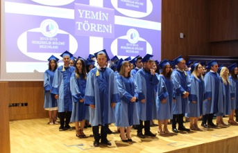 Yemin Töreni ile mezunlar yeni başlangıçlara adım attı