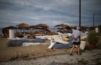 Yunanistan'da fırtına can aldı: 6 ölü