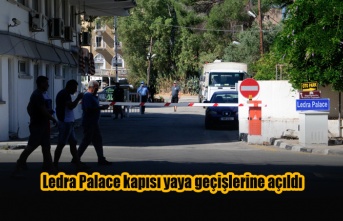 Ledra Palace kapısı yaya geçişlerine açıldı