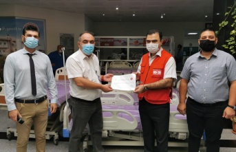 Kuzey Kıbrıs Türk Kızılay’ından hastanelere 65 adet yatak bağışı