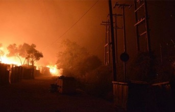 Yunanistan'ın Midilli Adası'ndaki yangın sonrası bölgede OHAL ilan edildi