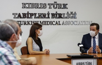 Denktaş, Kıbrıs Türk Tabibler Birliği’ni ziyaret etti