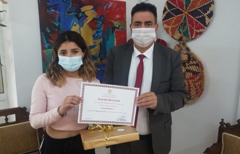 Kıbrıs Türk Halk Masallarını derleme yarışması ödülleri verilmeye başlandı