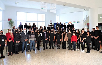 DAÜ müzik öğretmenliği programı öğrencilerinden cumhuriyet konseri