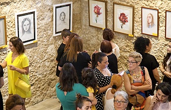 Atelier Arkın’ın 2022 yaz kursiyer sergisi Girne Belediyesi sanat galerisi’nde açıldı