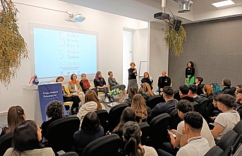 DAÜ’de “5 Kadın – 5 Mimar- 5 Bakış, 5 Kadın – 5  Tasarımcı- 1 Sergi” etkinliği gerçekleştirildi