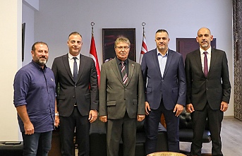 Başbakan Üstel, 13’üncü Spor Şurası Genel Sekreteri Ekmekçi ile bir araya geldi