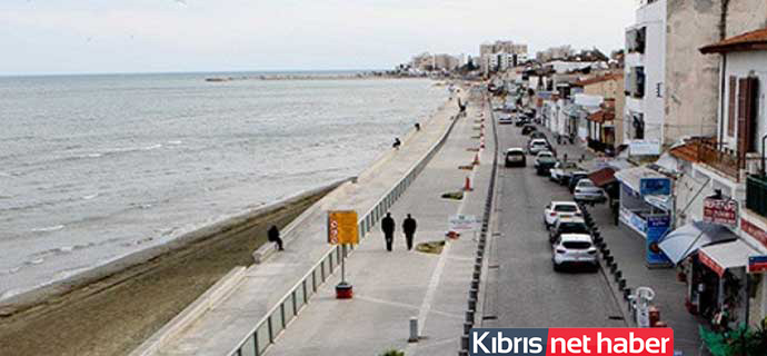 Larnaka sahilinde bir kadın ölü bulundu
