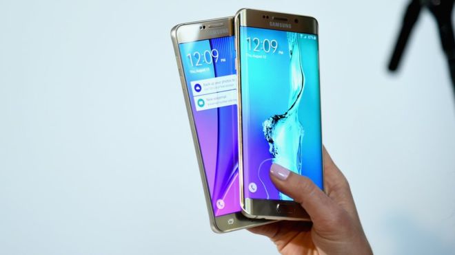 Samsung marka cep telefonu uçuş sırasında alev aldı