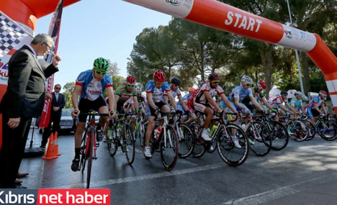 1. Uluslararası Kuzey Kıbrıs Bisiklet Turu Başladı