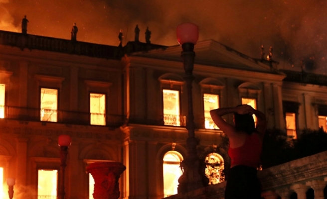 200 yıllık müzede yangın