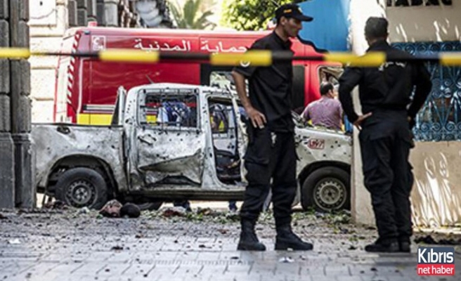 Tunus'ta patlama: Yaralılar var