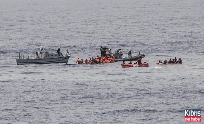Akdeniz'de 86 sığınmacıyı taşıyan tekne battı!