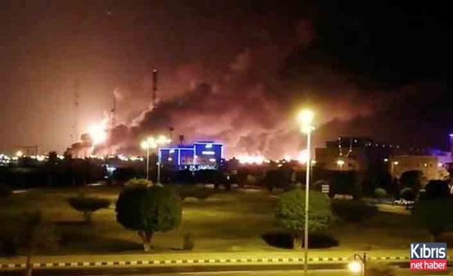 Suudi Arabistan'da gece peş peşe hava saldırıları!