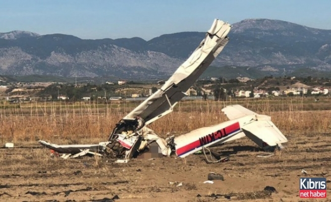 Antalya'da eğitim uçağı düştü!