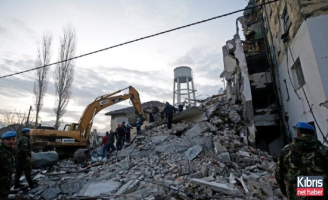 Arnavutluk'ta 6,4 büyüklüğünde deprem: 13 kişi öldü