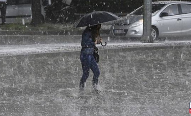 Antalya’da kırmızı kodlu aşırı yağış uyarısı ilk kez yapıldı