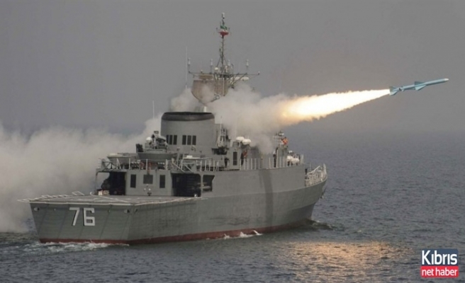 İran donanması kendi gemisini vurdu: En az 40 ölü
