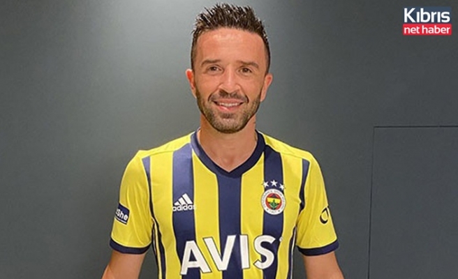 Fenerbahçe, Gökhan Gönül'ü kadrosuna kattığını açıkladı