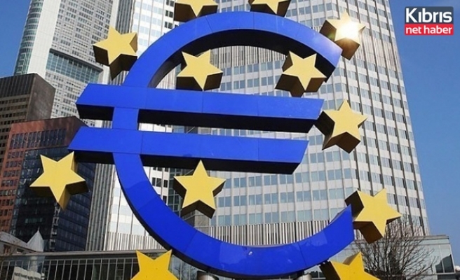 Euro Bölgesi 2. çeyrekte yüzde 11.8 daraldı