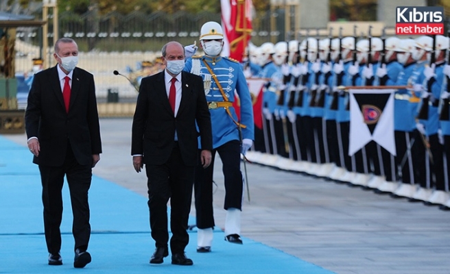 Cumhurbaşkanı Tatar Türkiye Cumhurbaşkanlığı Külliyesi’nde resmi törenle karşılandı