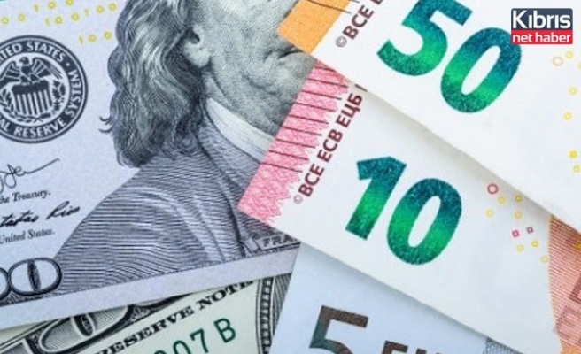 Dolar ve euro rekor kırmaya devam ediyor