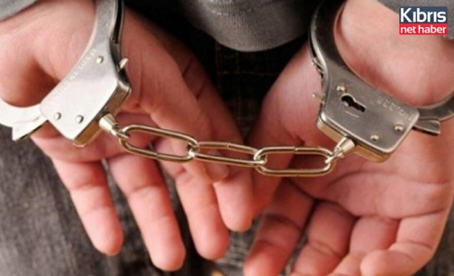Lefkoşa’da bir eve giderek ev sahibini darp edip soygun yapatı tutuklandı
