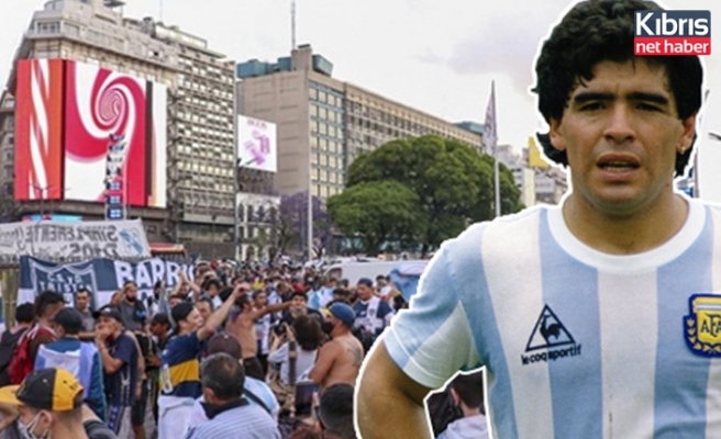 Maradona'nın ölümünün ardından yasa boğulan Arjantin halkı sokaklara döküldü