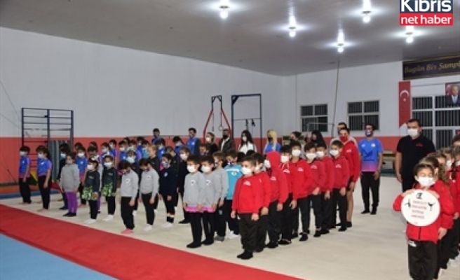 Dr. Fazıl Küçük cimnastik salonu düzenlenen törenle açıldı