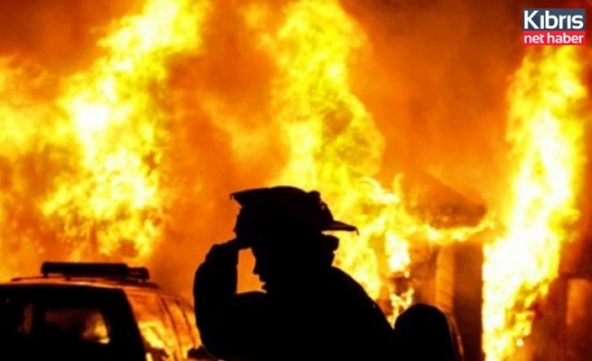 Gazimağusa'da bir marketin deposunda yangın çıktı
