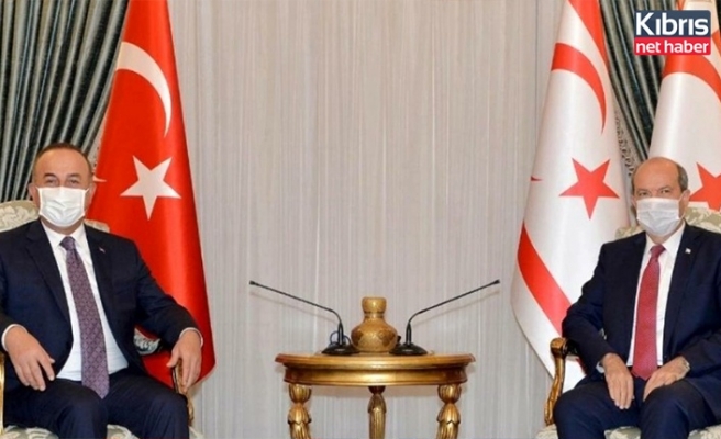 Tatar, TC Dışişleri Bakanı Mevlüt Çavuşoğlu ile bir araya geldi