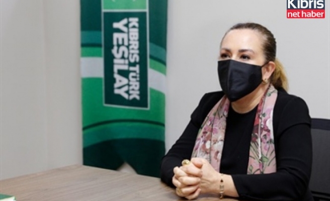 Sibel Tatar, Kıbrıs Türk Yeşilay Derneği'ni ziyaret etti