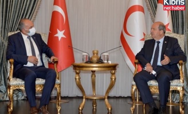 Cumhurbaşkanı Tatar, Şehit Aileleri ve Malul Gaziler Derneği'nden bir heyeti kabul etti