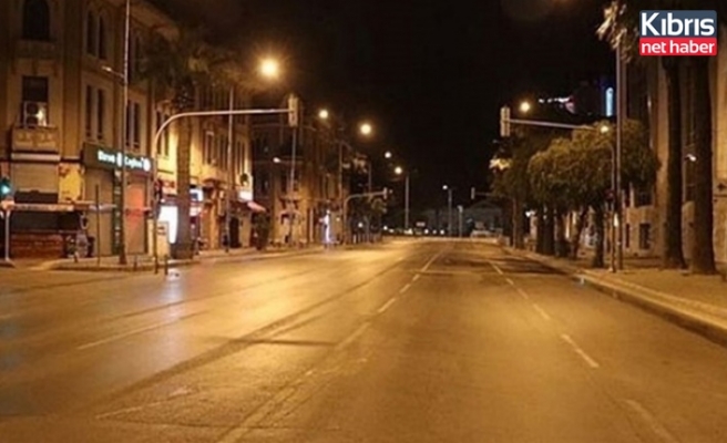 Polis Dün Geceki Denetimlerinde Sokağa Çıkma Yasağını İhlal Eden 51 Kişi Saptadı