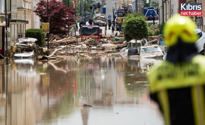 Almanya'da sel felaketi! Ölü sayısı arttı