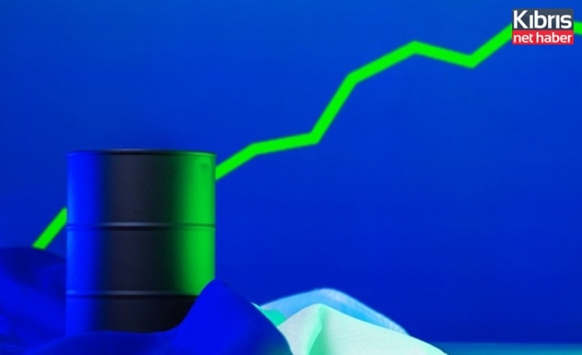 OPEC anlaşmazlığı petrolü yükseltti: 32 ayın zirvesinde