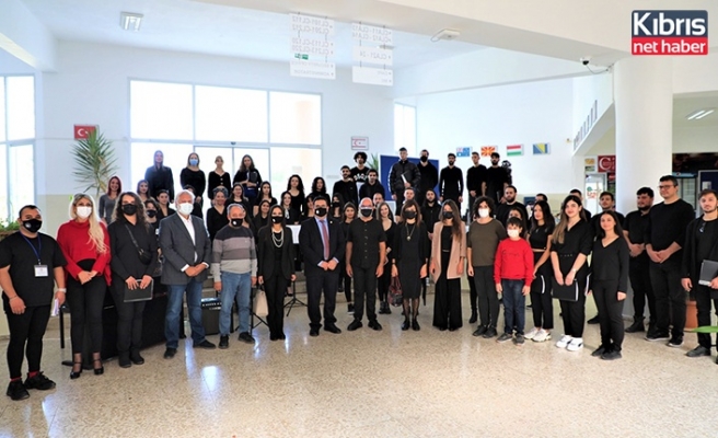 DAÜ müzik öğretmenliği programı öğrencilerinden cumhuriyet konseri