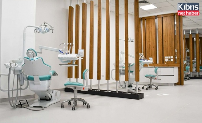 DAÜ Diş Hekimliği Fakültesi hasta kabulüne yüksek pandemi tedbirleri ile devam ediyor