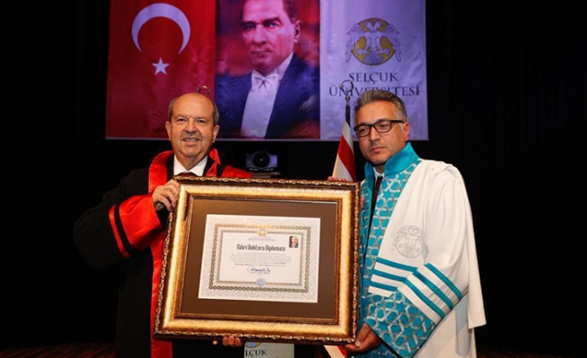 Cumhurbaşkanı Tatar’a Selçuk Üniversitesi’nde fahri doktora verildi