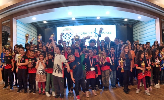 Satranç Yaş Birincilikleri Şampiyonası cumartesi başlıyor