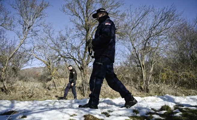 Sırbistan, polis operasyonunda 4 bin 500 düzensiz göçmeni tutukladı