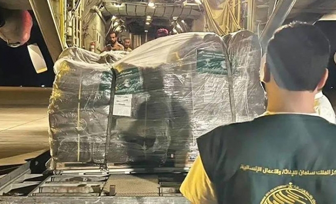 Suudi Arabistan Gazze'ye 35 ton insani yardım gönderdi