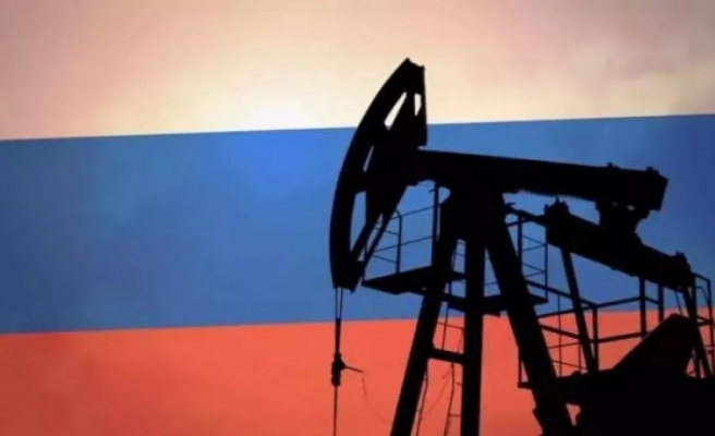 Rusya’nın boru hatlarıyla petrol ihracatı 2023'te yüzde 6,5 geriledi