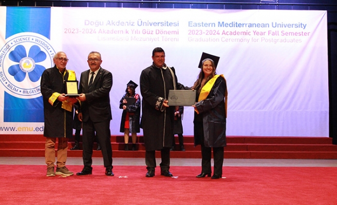DAÜ'de 2023-2024 Akademik Yılı Güz Dönemi lisansüstü mezuniyet töreni yapıldı