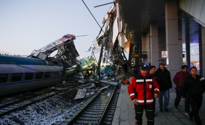 Ankara'da hızlı tren kazası