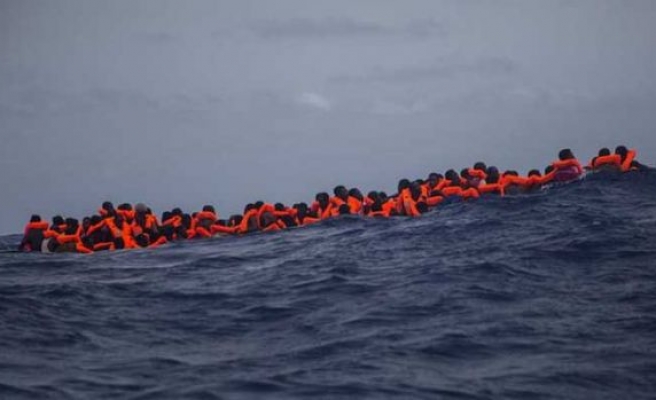 Ege Denizi’nde 271 kaçak göçmen yakalandı 