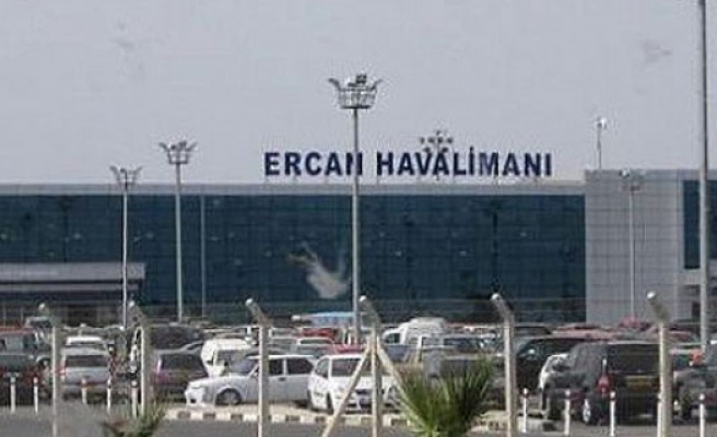 Ercan Devlet Havalimanından çıkış yaptığı sırada....