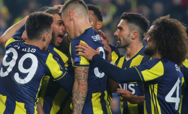 Fenerbahçe Avrupa'da ışık saçıyor